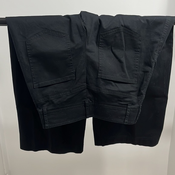 ARITZIA The Group Babaton Beecroft pleated wide leg pants size 2 black - Picture 11 of 15